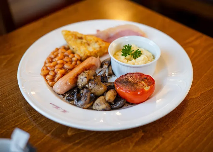 The Manor Guest House Cheadle 