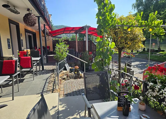 Weinhotel Hubertus Garni Klotten