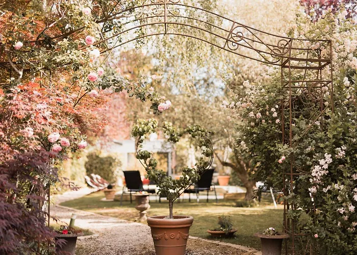 Hotel Spa - Au Charme Rabelaisien Amboise