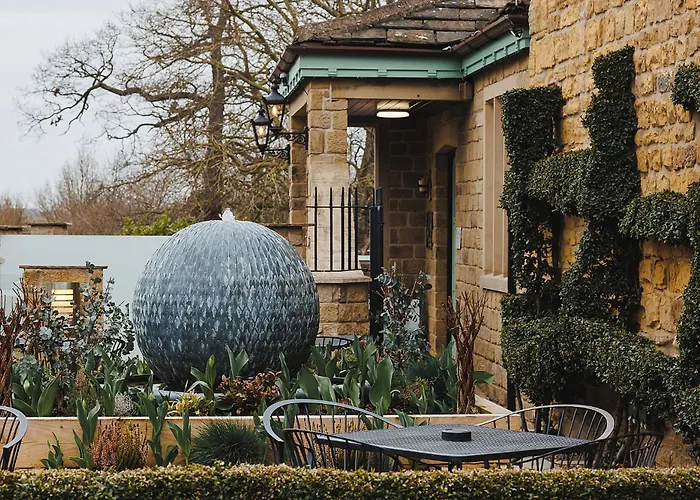 Rogerthorpe Manor Hotel Pontefract