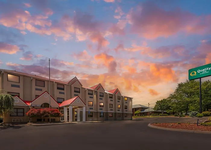 Quality Inn & Suites Knoxville