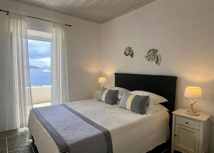 Niriedes Hotel Platis Gialos 