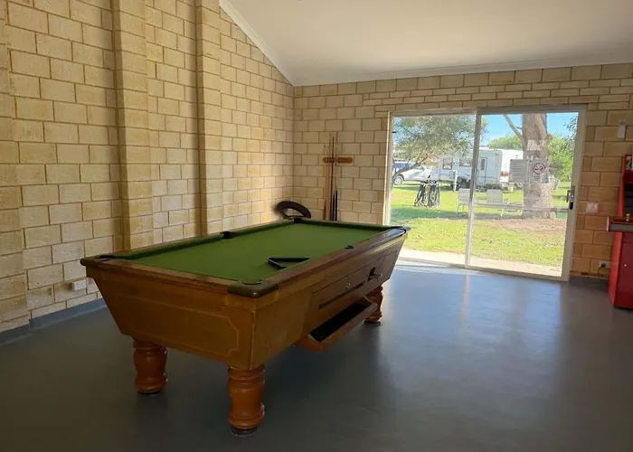 Pinjarra Caravan Park And Cabins