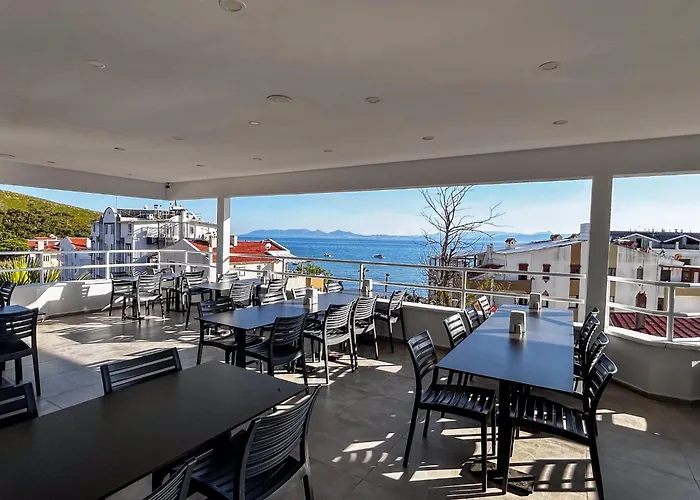 A.Emreli Suite Hotel Küçükköy