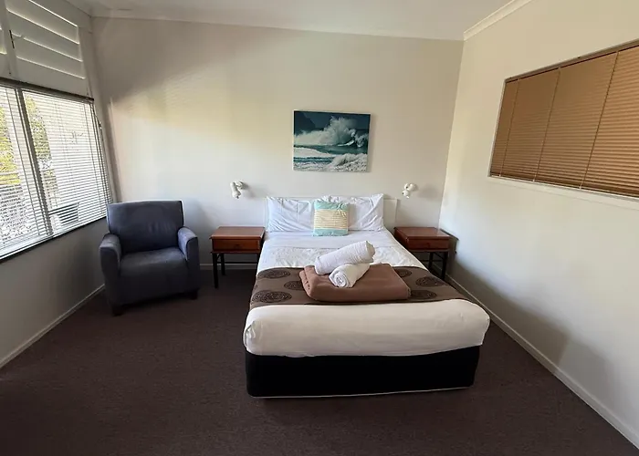 Tower Court Motel - Adults Only Haven Hervey Bay