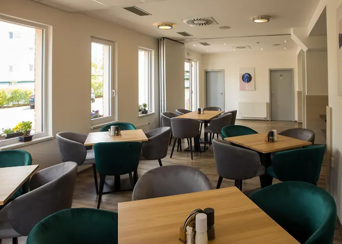 Hotel Kanarek Prague
