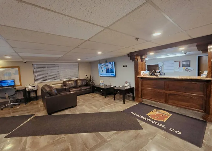 Super 8 By Wyndham Henderson North East Denver