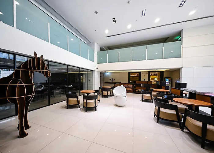 Check Inn Taipei Neihu