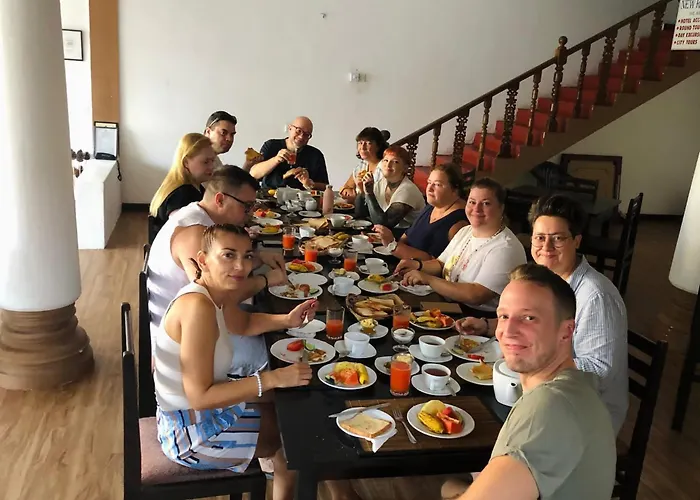 New Rani Inn Negombo