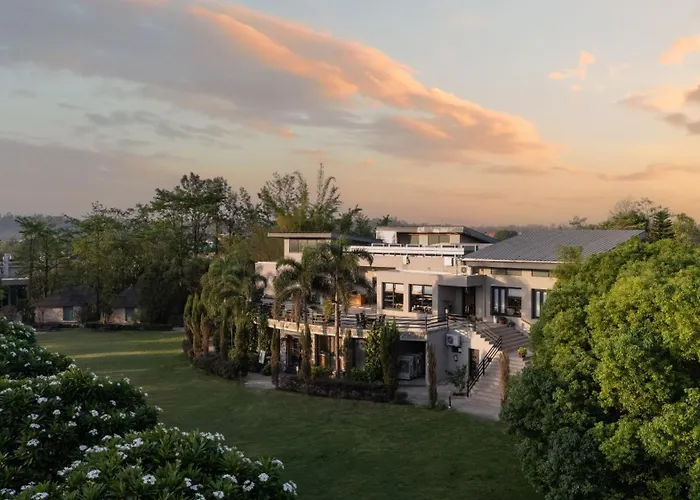 The Golden Tusk By Ivory Destinations Hotel Ramnagar 