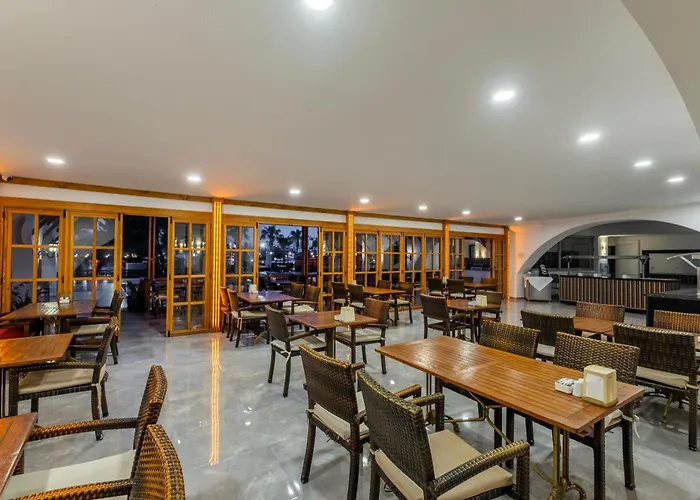 Costa Bitezhan Beach Hotel
