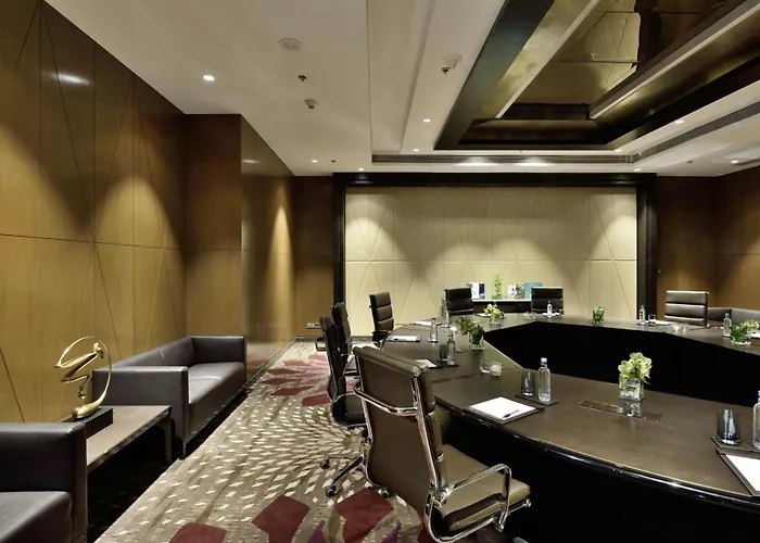 Hotel Jw Marriott Mumbai Sahar Airport