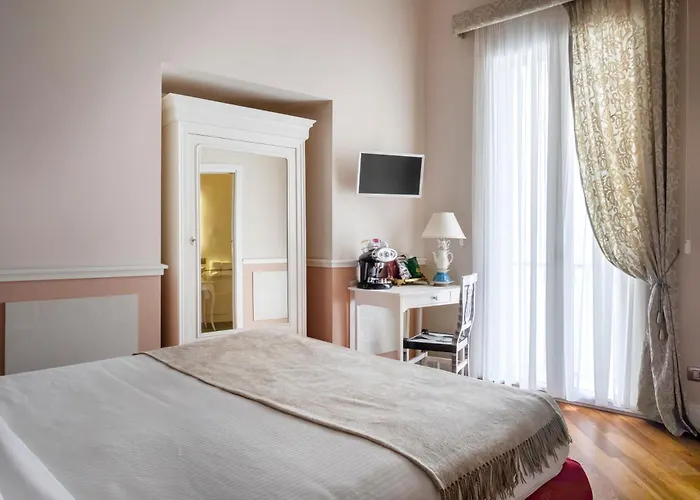 Bed and Breakfast Dimora Bellini - Residenza D'Epoca Palermo