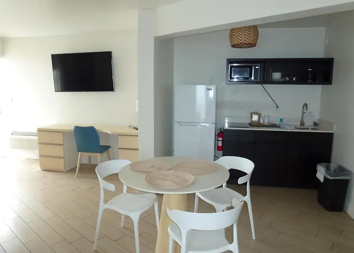 Chateau Mar Beach Hotel Newly Refurbished Ormond Beach