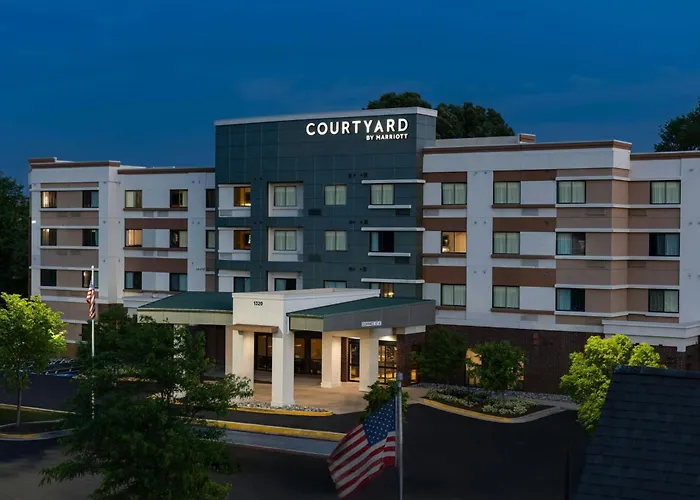 Courtyard Largo Medical Center Drive Hotel