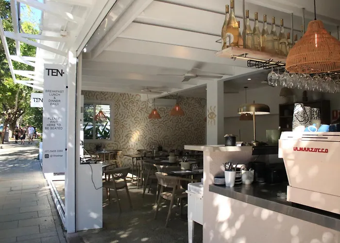 Hastings House Noosa Heads