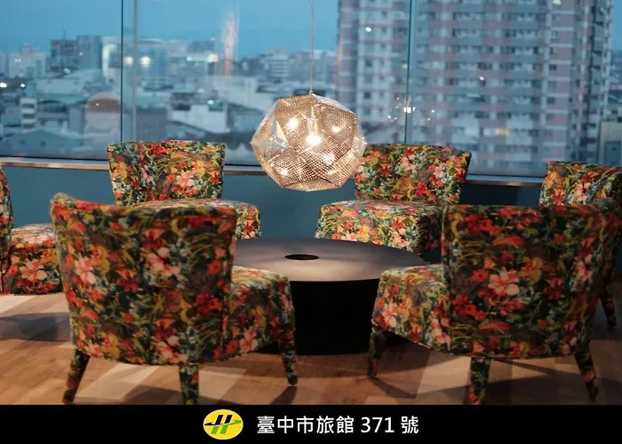Happy Inn Taichung