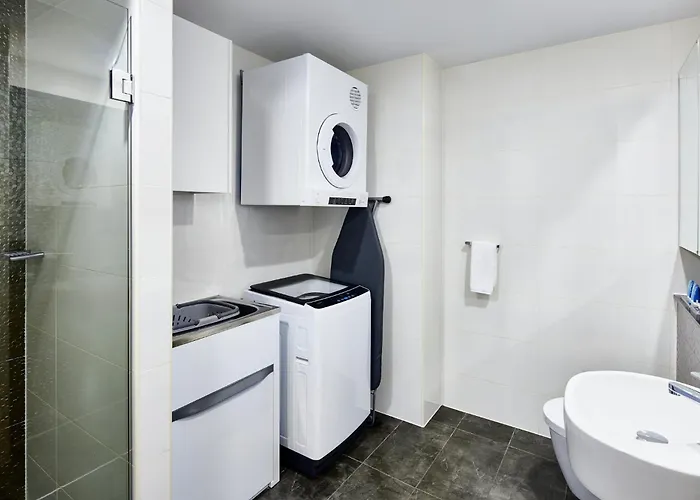 Meriton Suites North Sydney