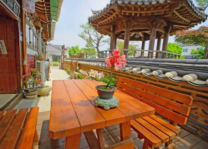Jungdam Hotel Jeonju