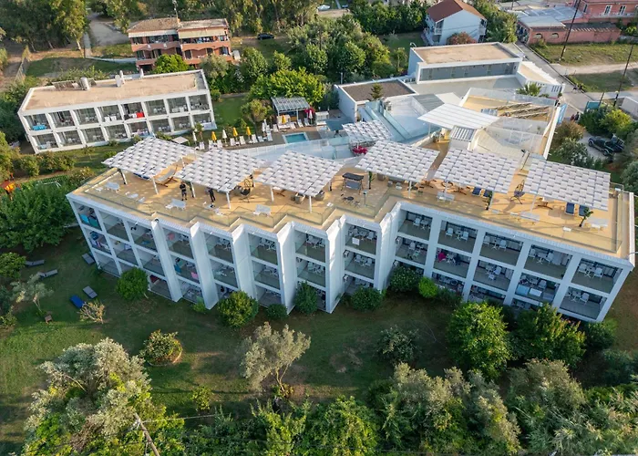Nasos Hotel & Resort Moraḯtika