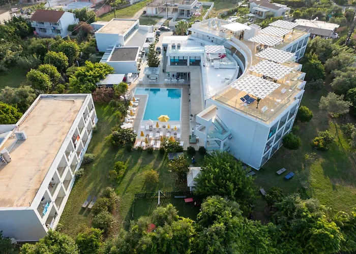 Nasos Hotel & Resort Moraḯtika