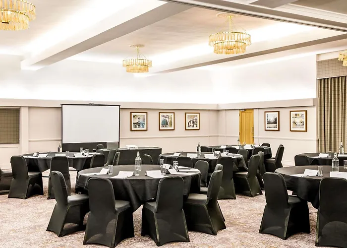 Mercure Oxford Hawkwell House Hotel