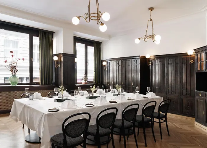 Hotel Astoria Vienna, Curio Collection By Hilton