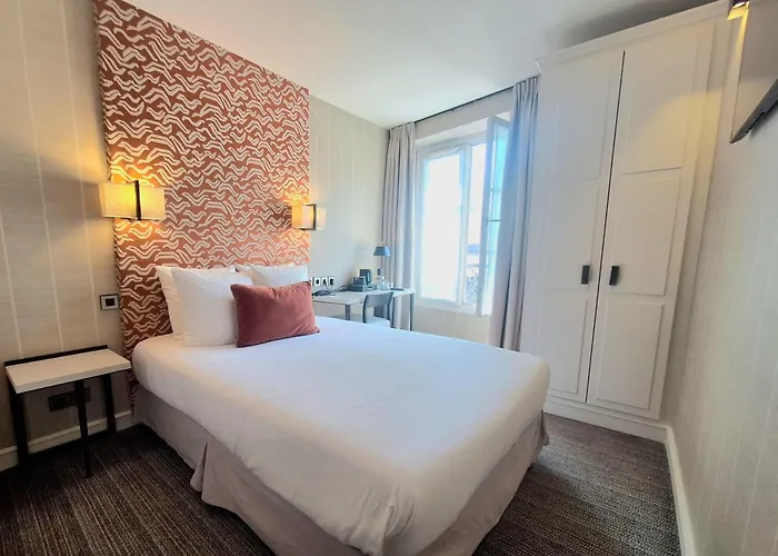 Hotel Le Senat París