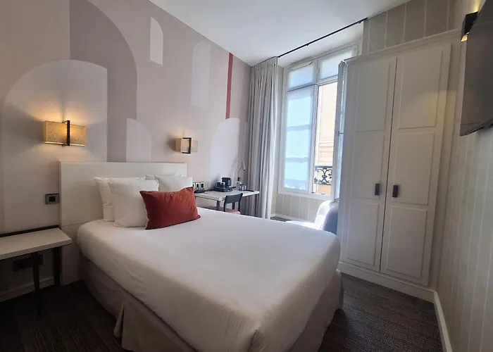 Hotel Le Senat París