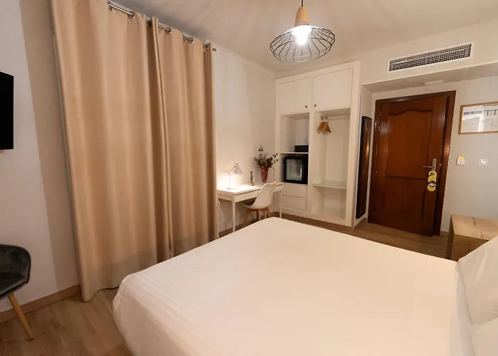 Hotel Sercotel Dona Carmela Sevilla