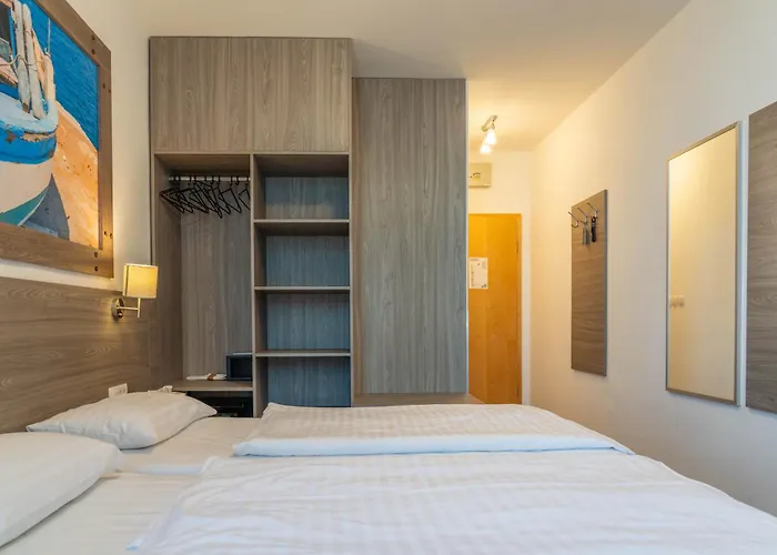Barbara Piran Beach Hotel