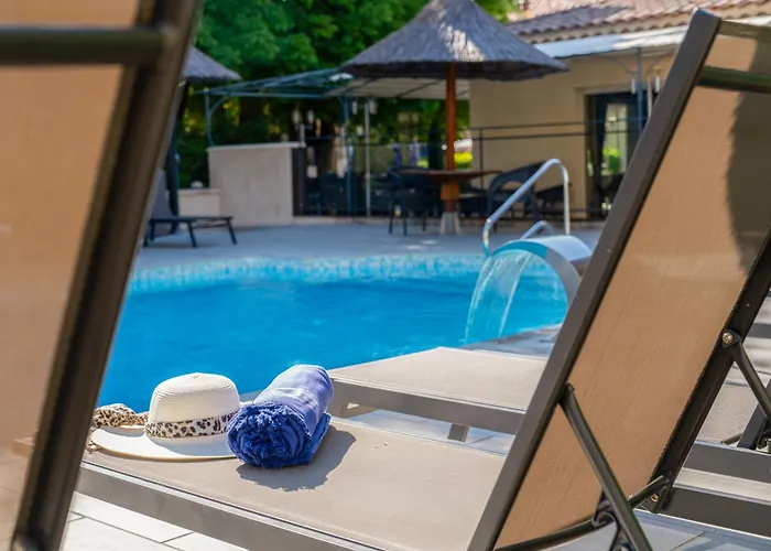 Hotel Spa Les Alpes Gréoux-les-Bains