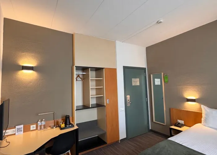 Hobbit Hotel Brussels Airport Zaventem
