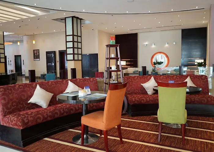 City Seasons Hotel & Suites Muscat Al-Ghubra