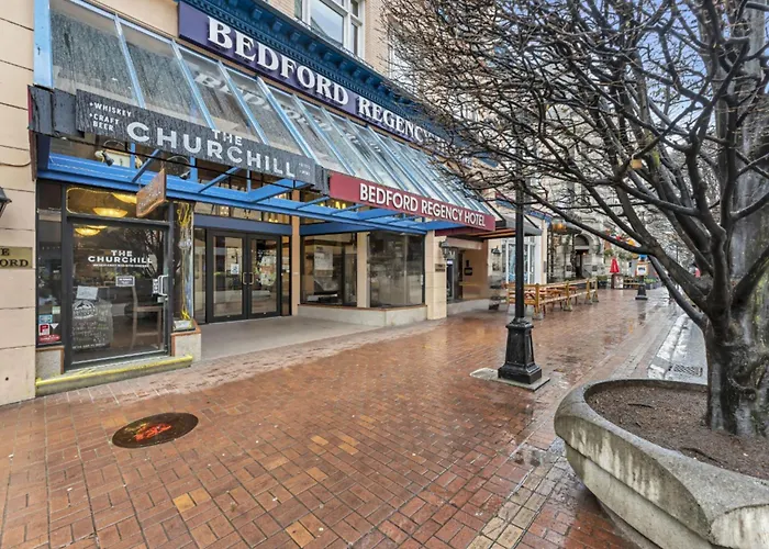 Bedford Regency Hotel, Trademark Collection By Wyndham Victoria