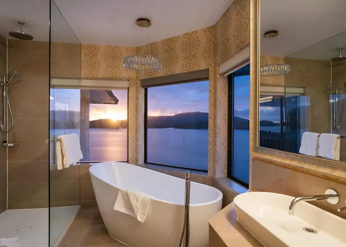 Crest Hotel Prince Rupert