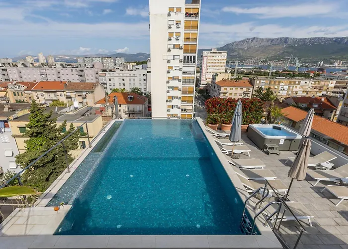 Annex Building Of Art Hotel Split