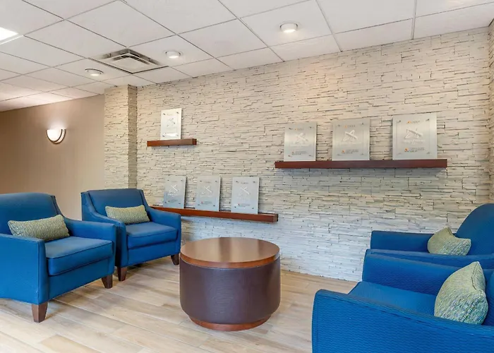 Comfort Inn & Suites Lavale - Cumberland La Vale