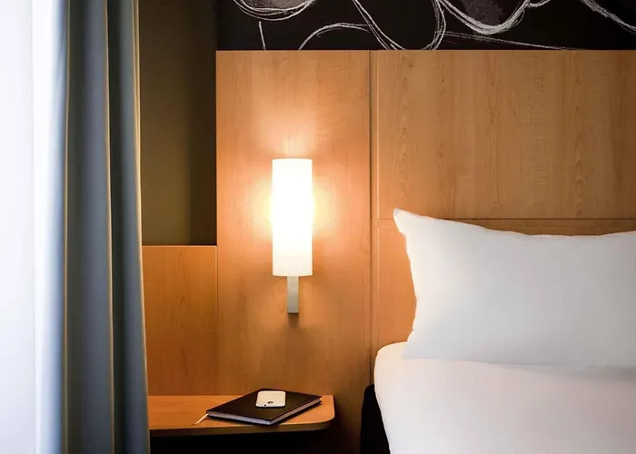 Hotel ibis Paris Gare De L'Est TGV
