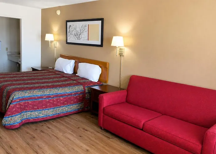 Segovia Lodge Junction Tx I -10