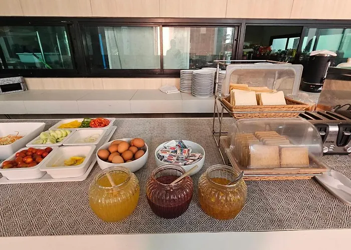 Icheck Inn Central Patong