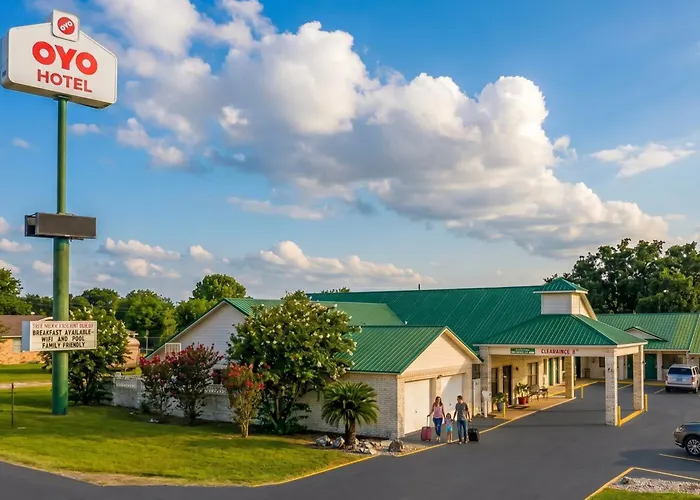 Oyo Hotel Yoakum West