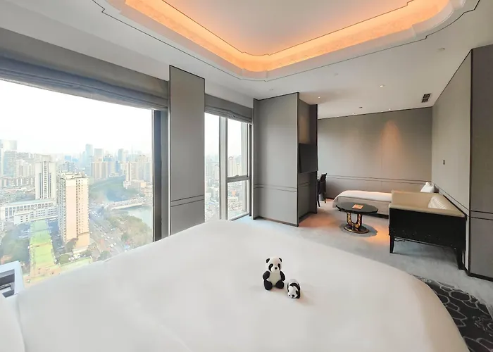 Wanda Reign Chengdu Hotel
