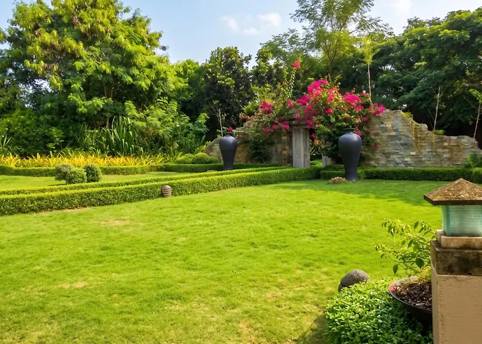 Donatela Resort And Sanctuary Panglao