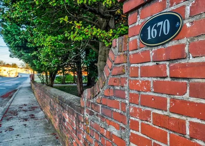 Longacre Of Appomattox Bed & Breakfast