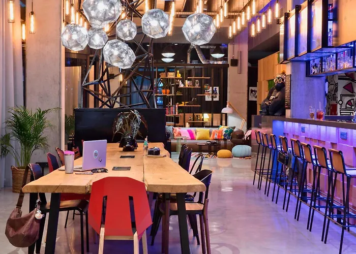 Moxy Katowice Airport Hotel Pyrzowice