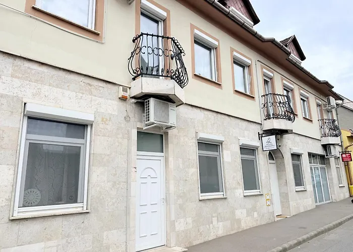 Pacsirta Apartman Grand Eger