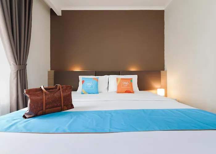 Sans Vibes Firdaus Mansion Kemang Hotel Jakarta