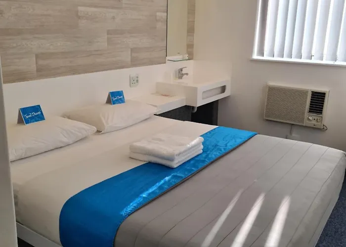 Check Inn Hotel Cape Town