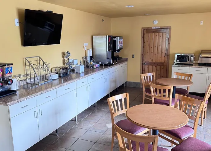 Northwoods Inn And Suites Ely